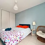 Le Verrieres - Appartement Cozy Avec Balcon Proche De La Gare