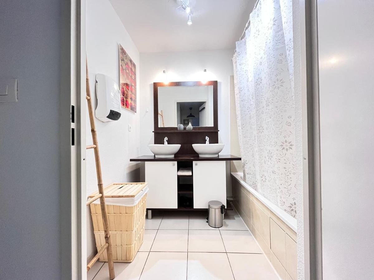 Apartment Le Verrieres - Cozy Avec Balcon Proche De La Gare Clermont-Ferrand